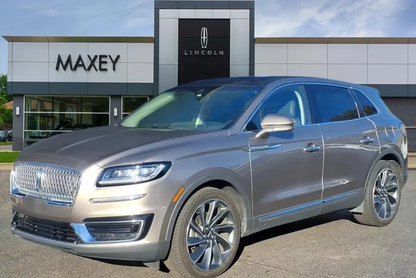 2019 Lincoln Nautilus Reserve photo 1
