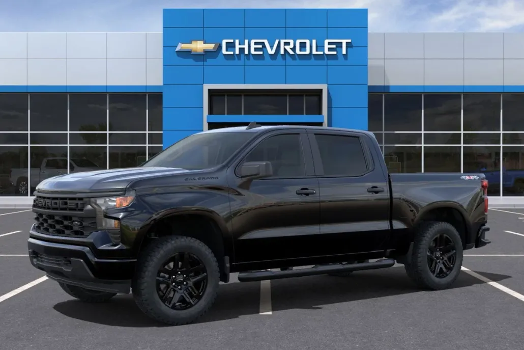 2025 Chevrolet Silverado 1500 Custom photo 1