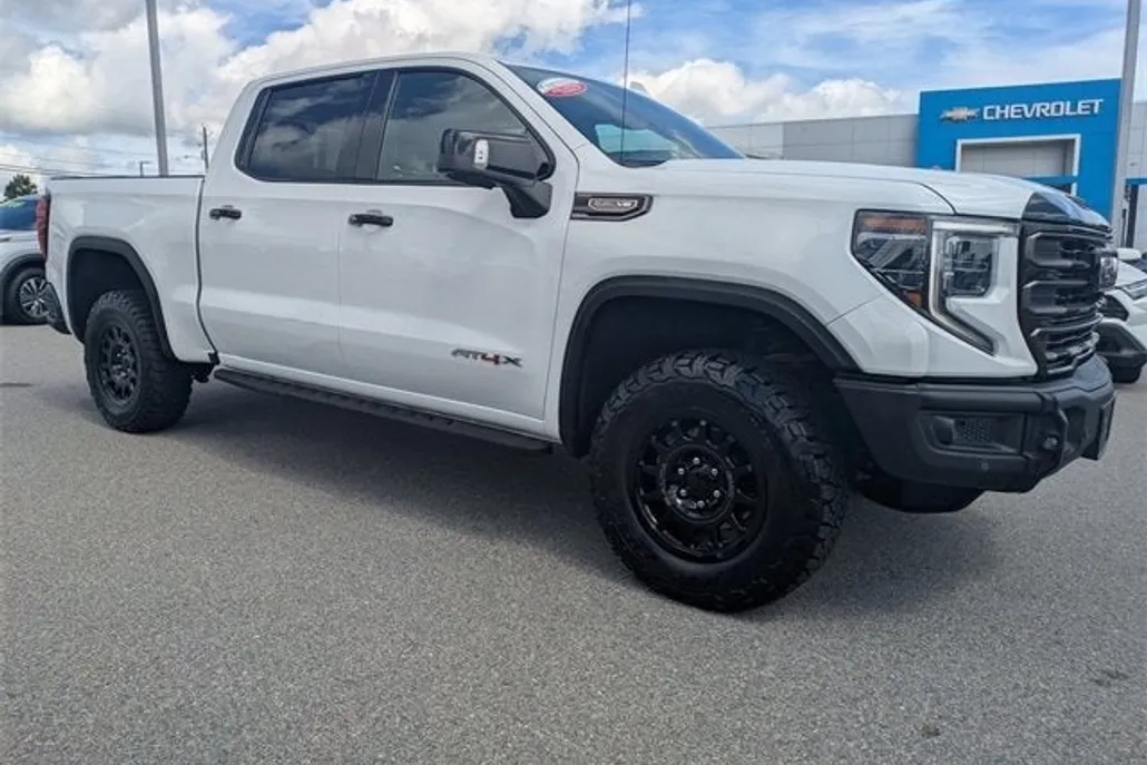 2024 Gmc Sierra 1500 AT4X photo 1