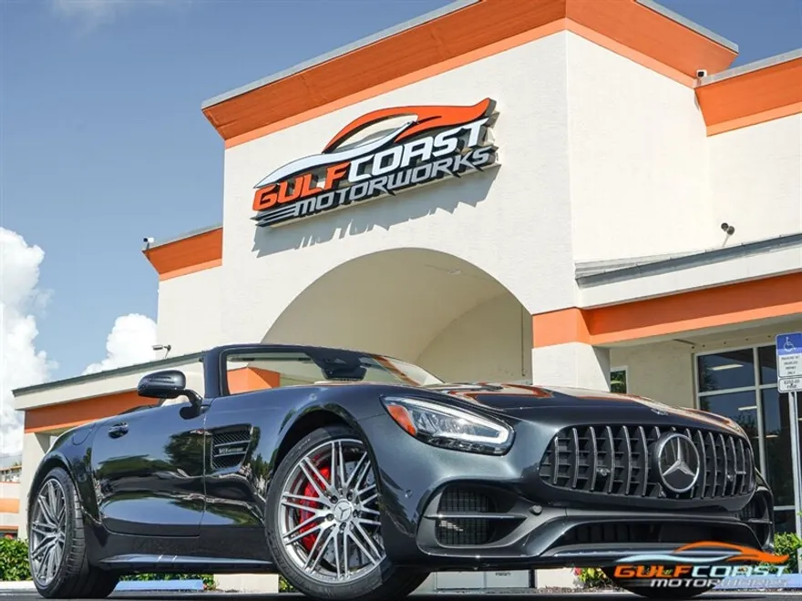 2020 Mercedes Benz C AMG photo 1