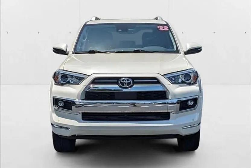 2022 Toyota 4Runner Limited photo 1