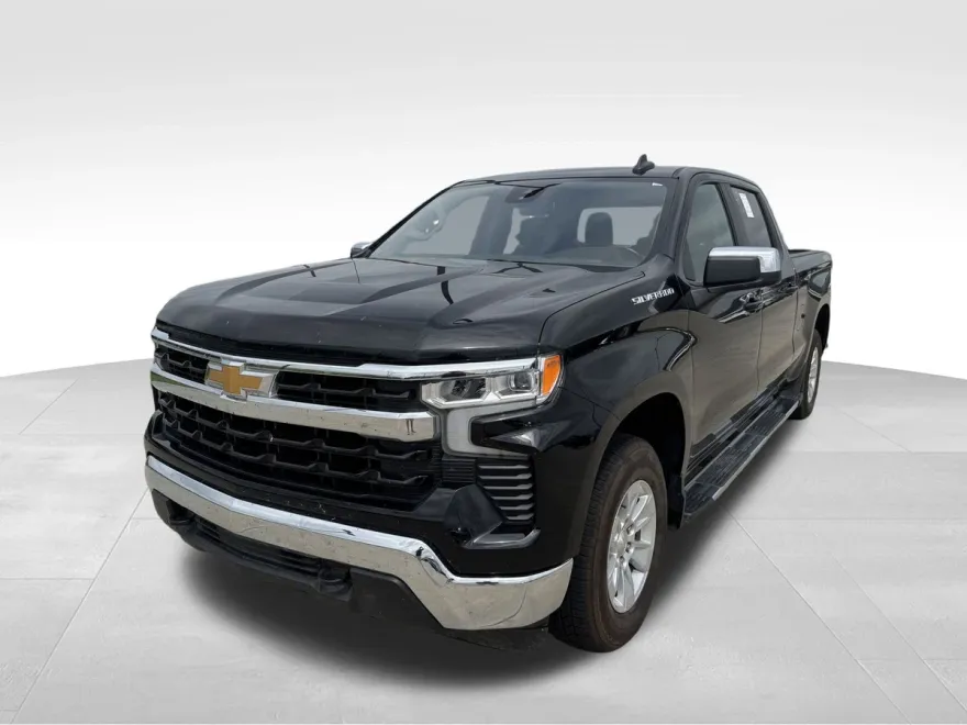 2024 Chevrolet Silverado 1500 LT photo 1
