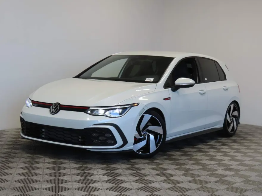 2023 Volkswagen Golf GTI S photo 1