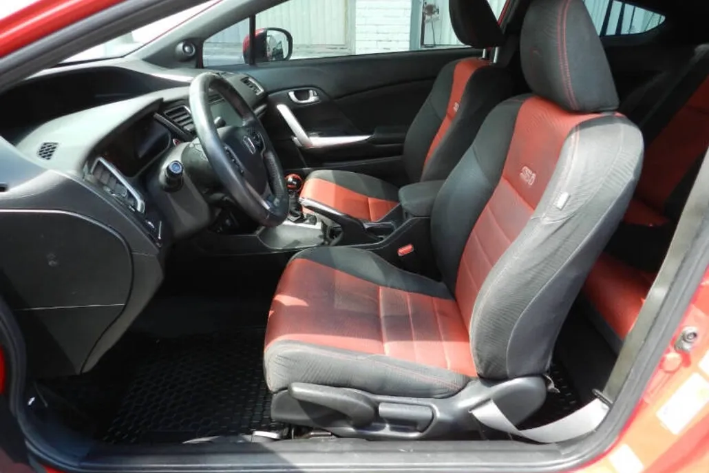 2015 Honda Civic Si photo 1