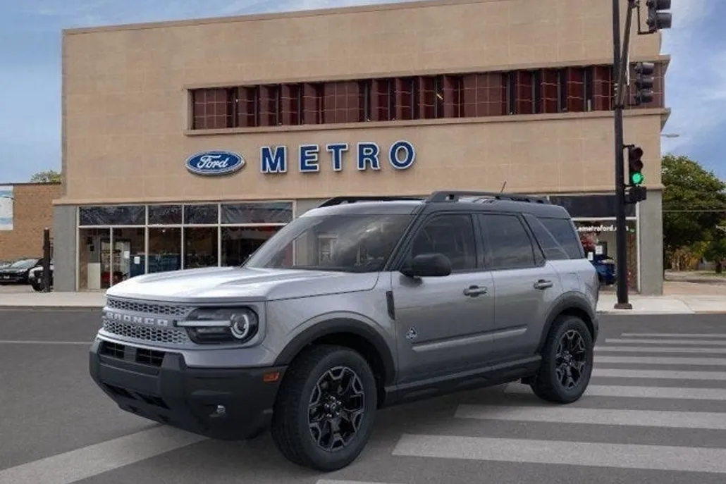 2025 Ford Bronco Sport Outer Banks photo 1