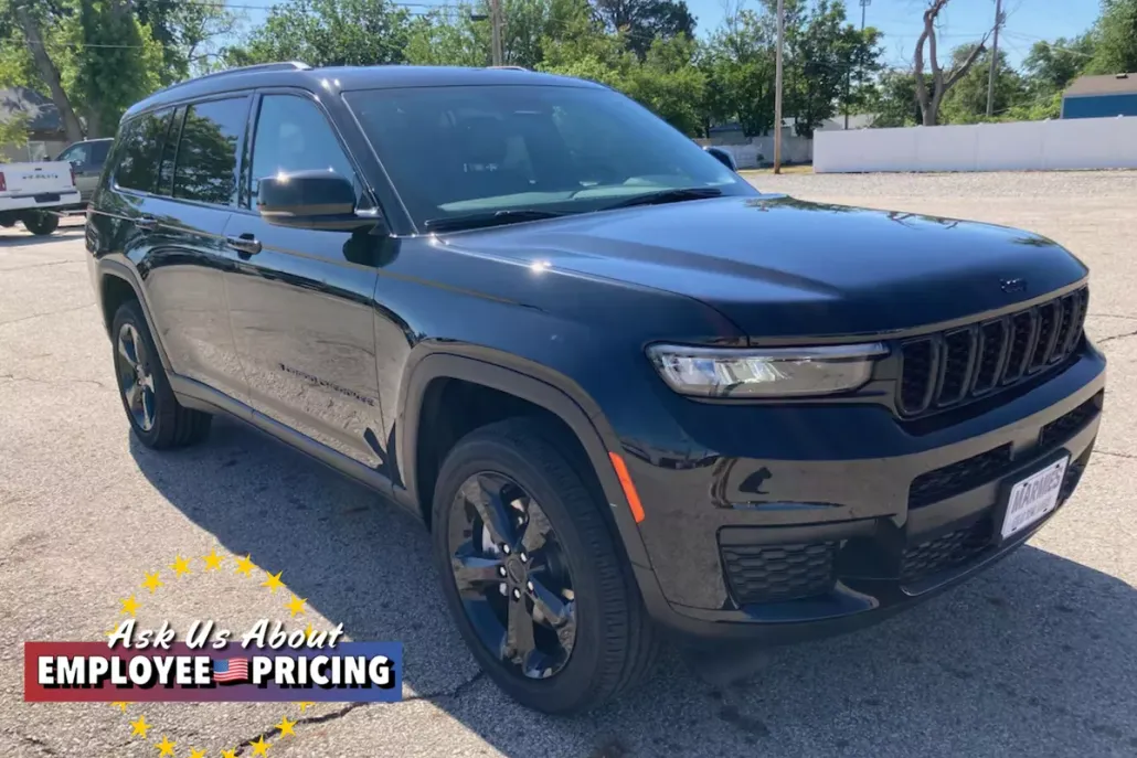 2025 Jeep Grand Cherokee Laredo photo 1