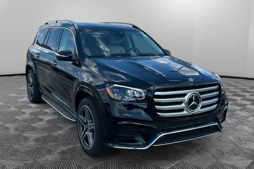 2025 Mercedes Benz GLS 450 4MATIC photo 1