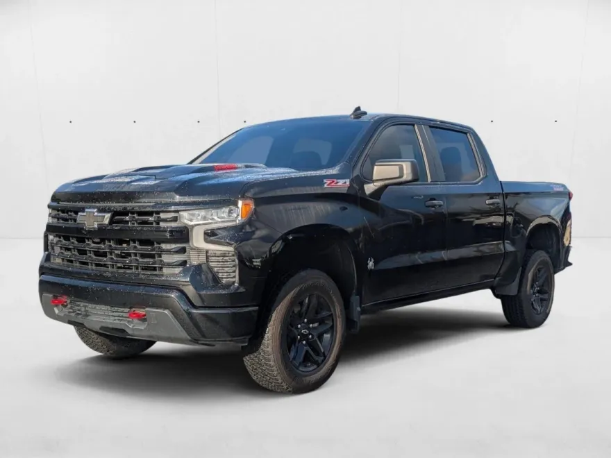 2023 Chevrolet Silverado 1500 Custom Trail Boss photo 1