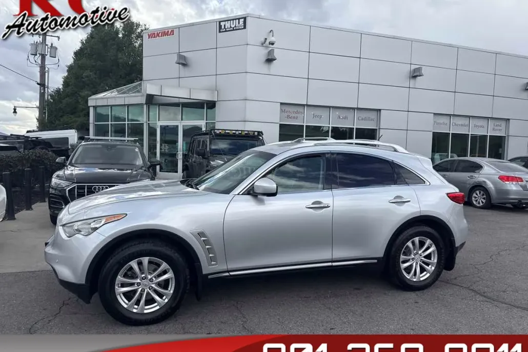 2010 Infiniti FX35 photo 1