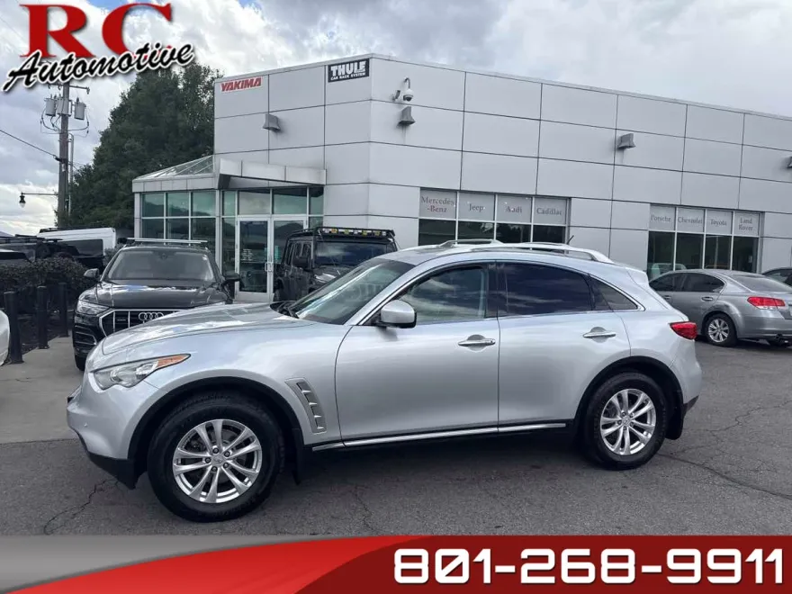 2010 Infiniti FX35 photo 1