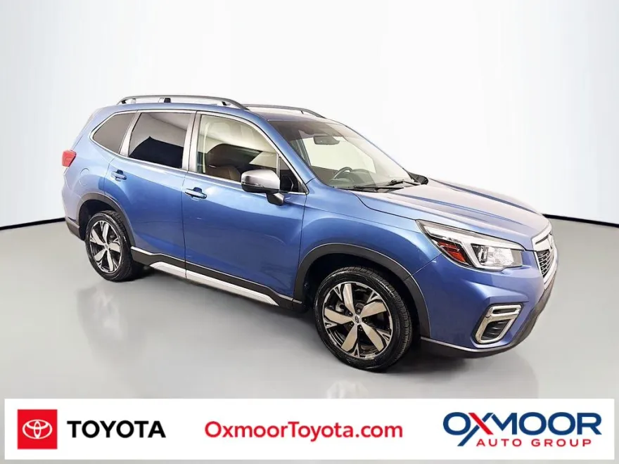 2020 Subaru Forester Touring photo 1