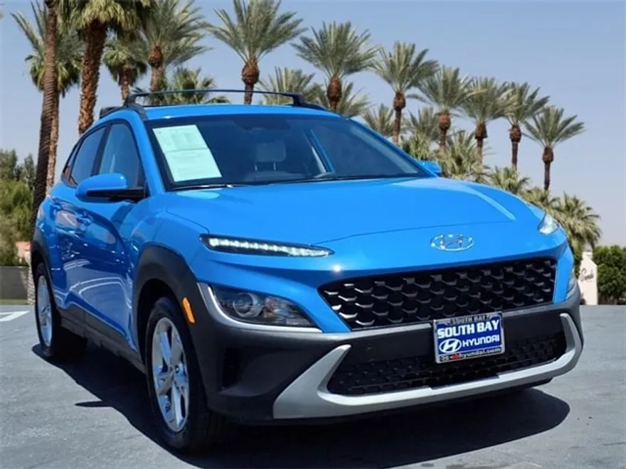 2023 Hyundai Kona SEL photo 1