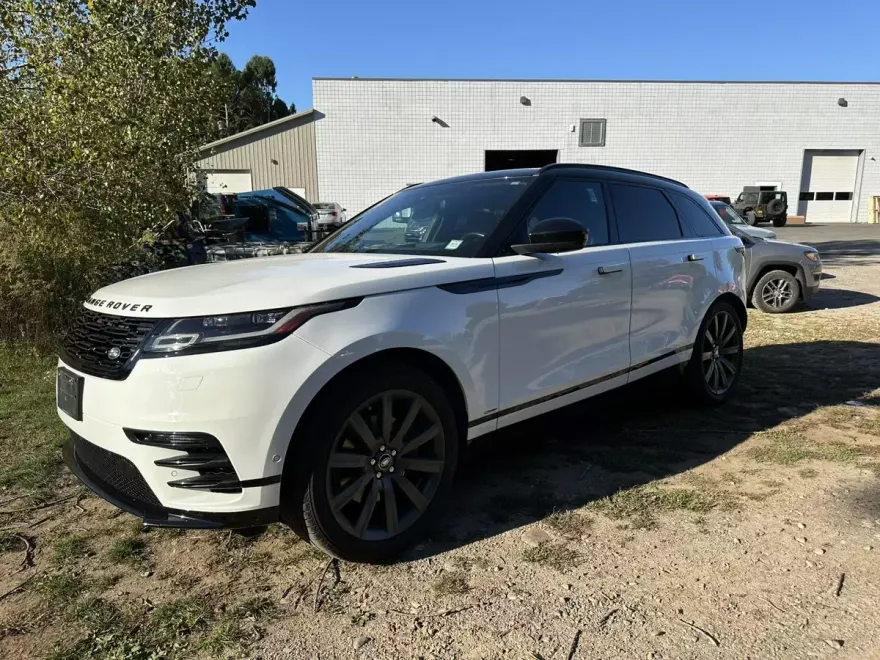 2018 Land Rover Range Rover Velar R-Dynamic HSE photo 1
