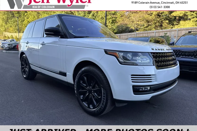 2017 Land Rover Range Rover HSE photo 1