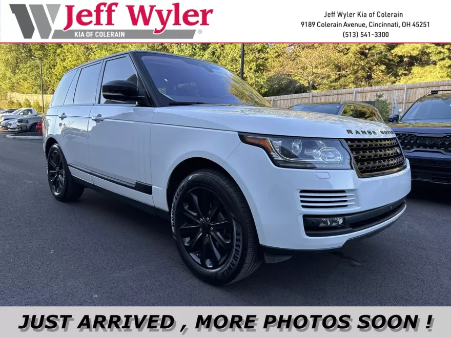 2017 Land Rover Range Rover HSE photo 1