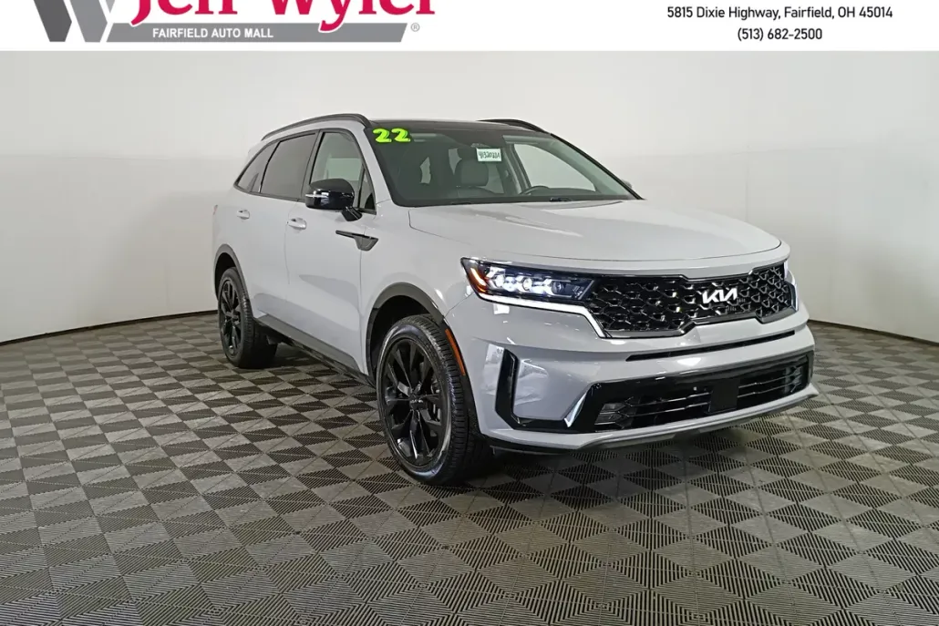 2022 Kia Sorento SX photo 1