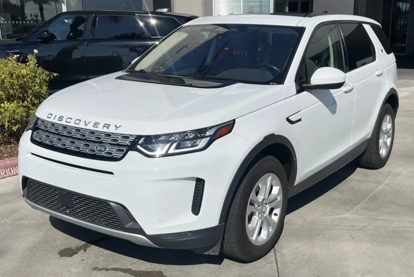 2021 Land Rover Discovery Sport S photo 1