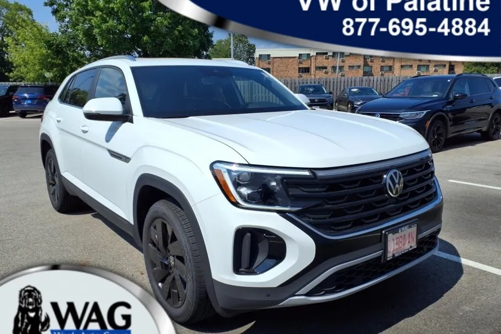 2025 Volkswagen Atlas Cross Sport SE Technology photo 1