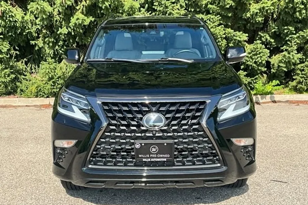 2023 Lexus GX 460 photo 1