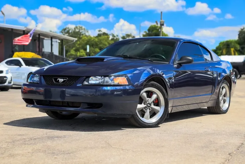 2001 Ford Mustang GT Bullitt photo 1