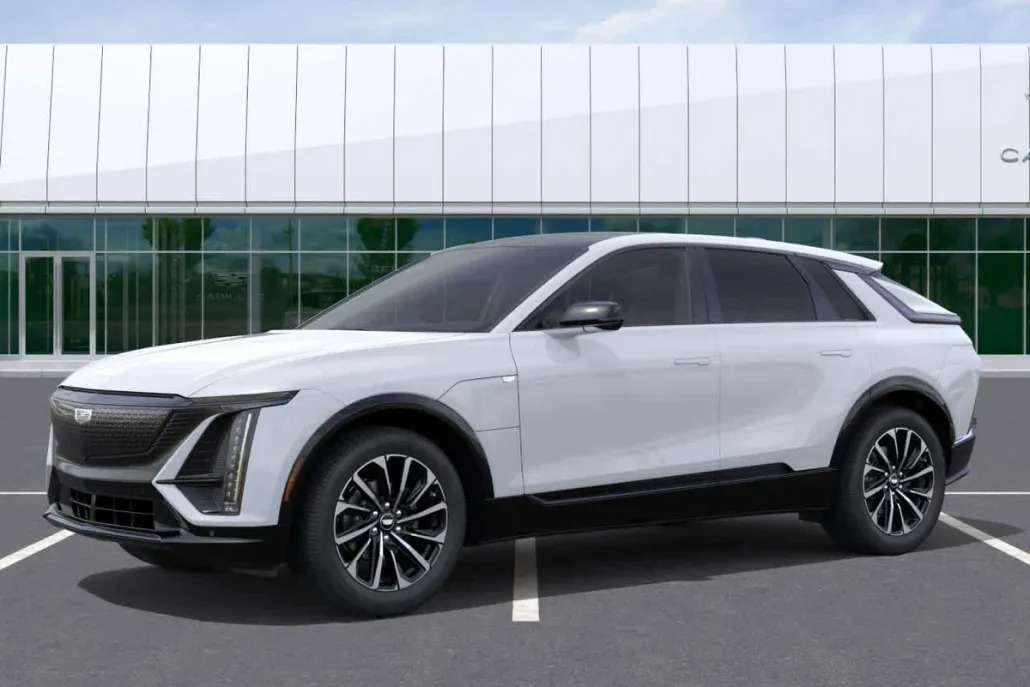 2026 Cadillac Lyriq Sport photo 1
