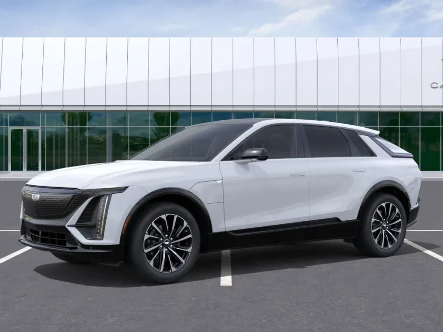 2026 Cadillac Lyriq Sport photo 1