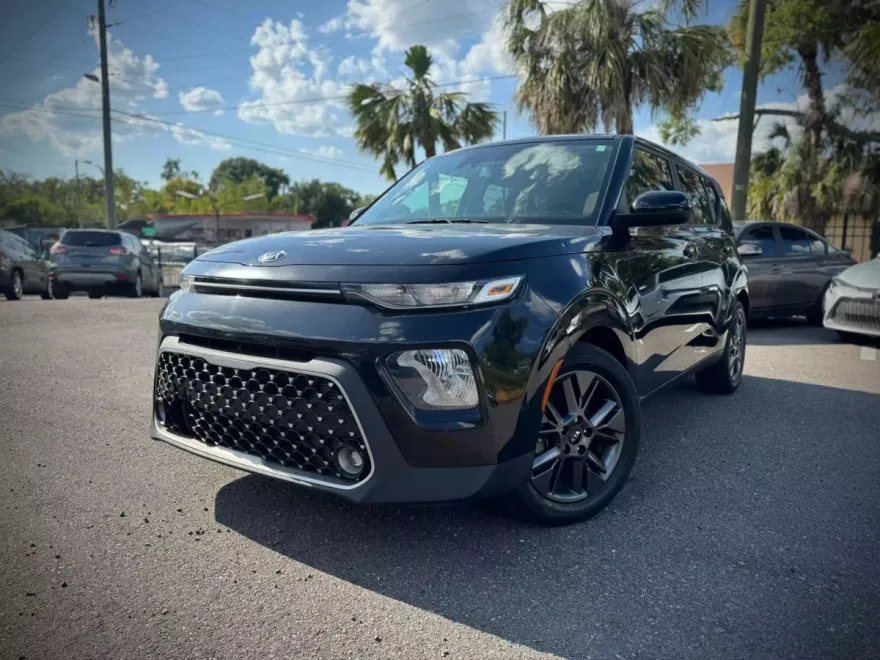 2021 Kia Soul EX photo 1