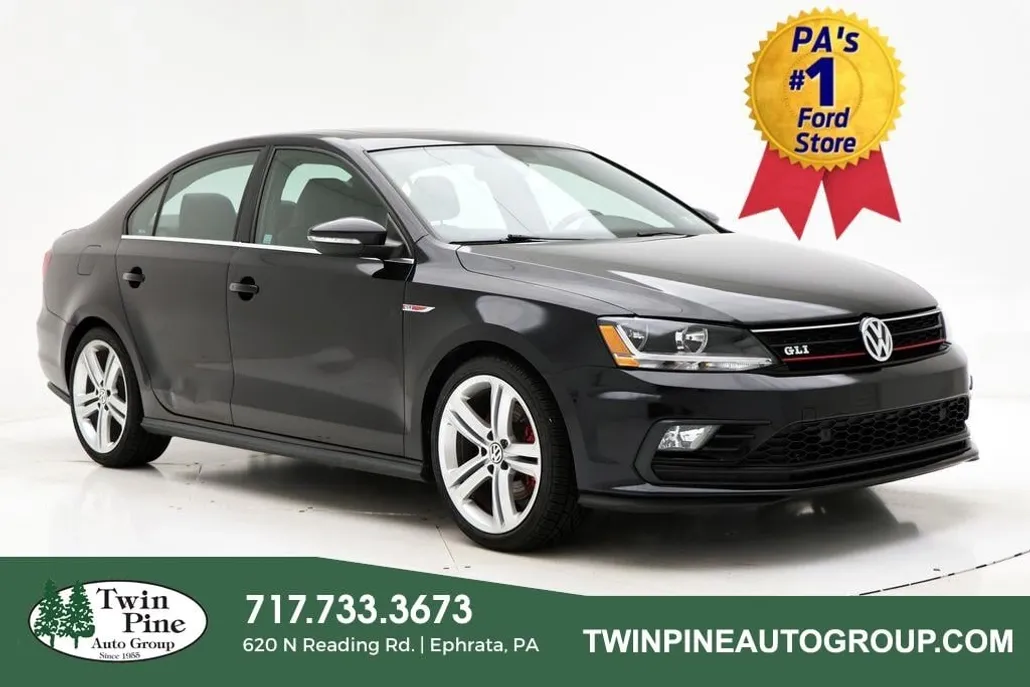 2017 Volkswagen Jetta GLI photo 1