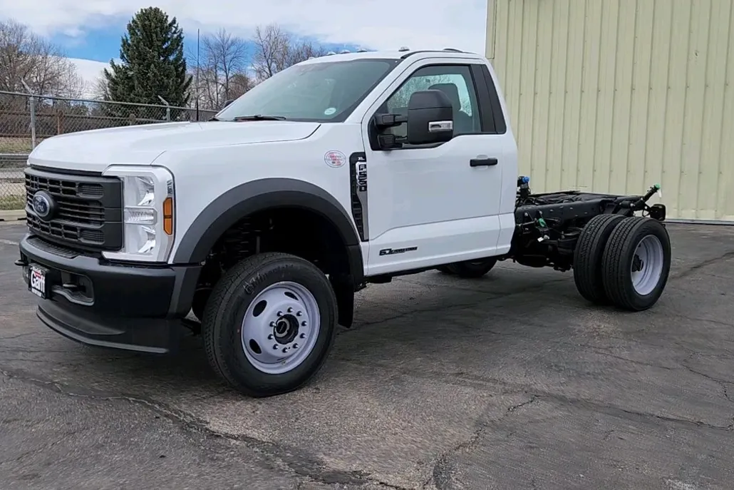 2024 Ford F-550 XL photo 1