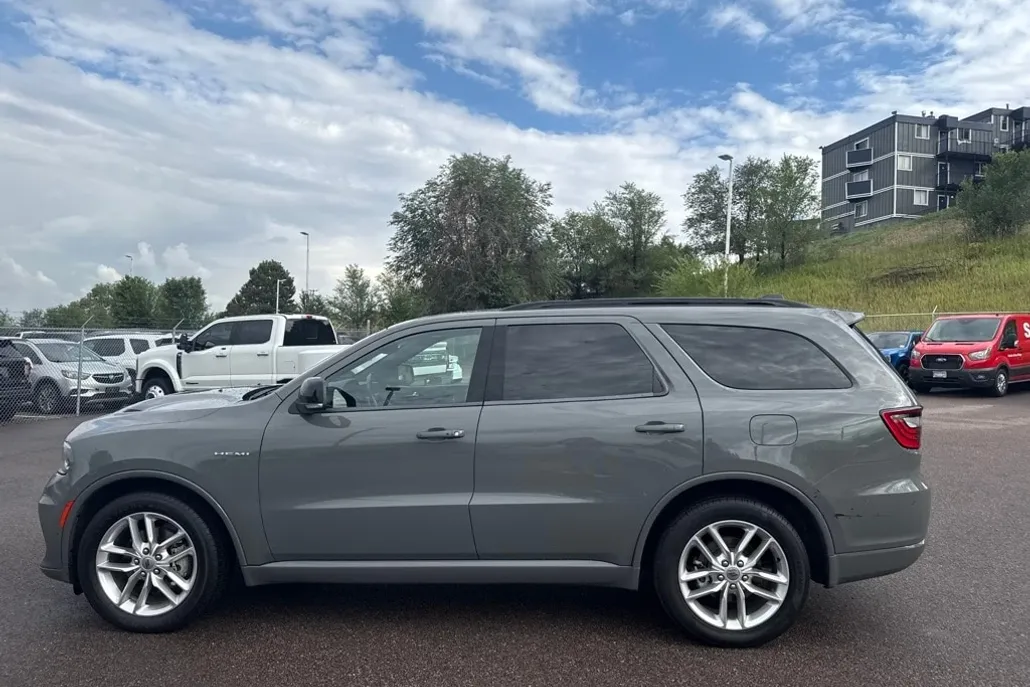 2023 Dodge Durango R/T Plus photo 1