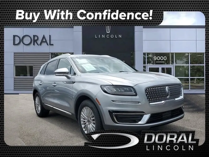 2020 Lincoln Nautilus Standard photo 1