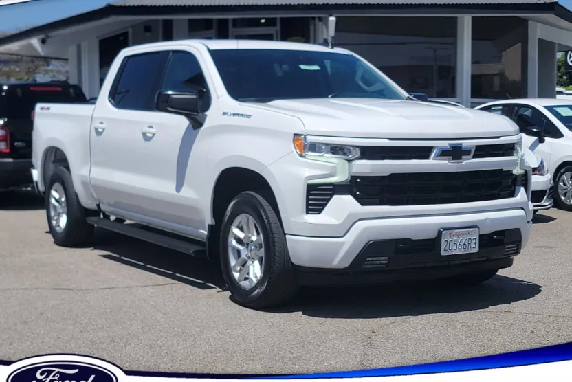 2022 Chevrolet Silverado 1500 RST photo 1