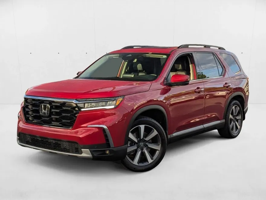 2024 Honda Pilot Touring Sport photo 1