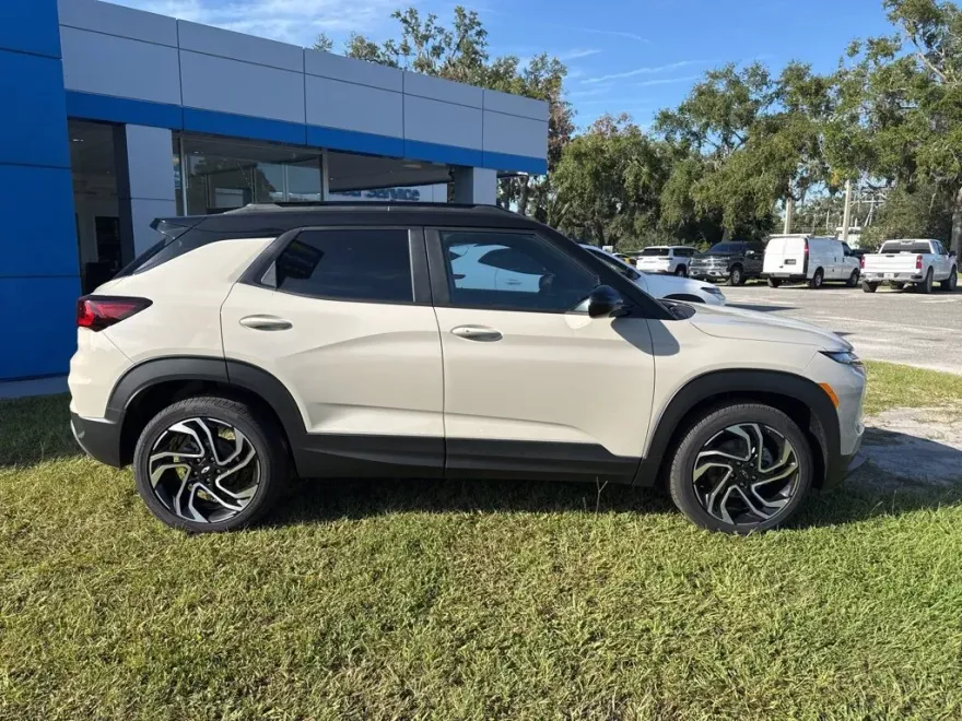 2026 Chevrolet Trailblazer RS photo 1