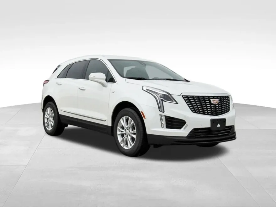 2025 Cadillac XT5 Luxury photo 1