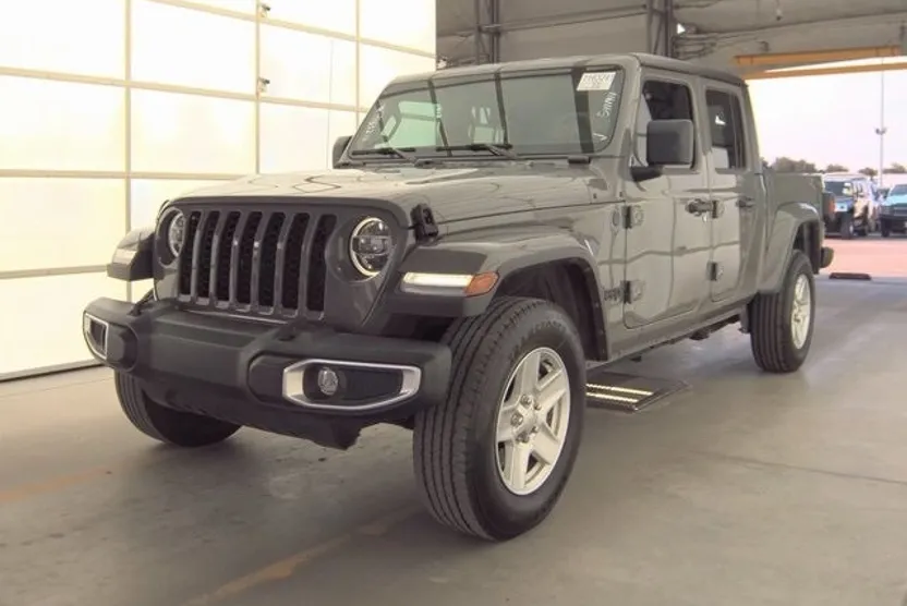 2022 Jeep Gladiator Sport photo 1