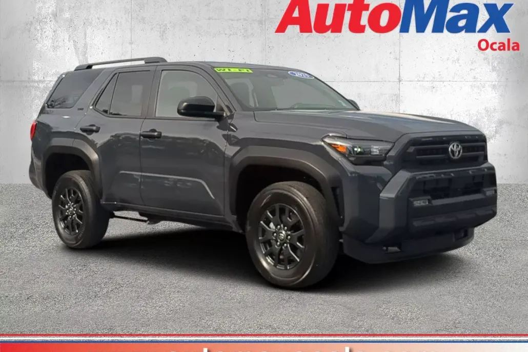2025 Toyota 4Runner SR5 photo 1