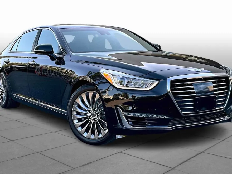 2017 Genesis G90 3.3T Premium photo 1