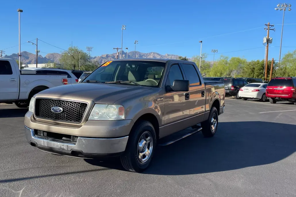 2005 Ford F-150 XLT photo 1
