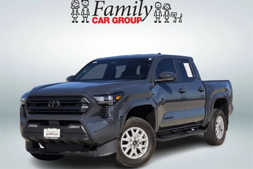 2024 Toyota Tacoma SR5 photo 1