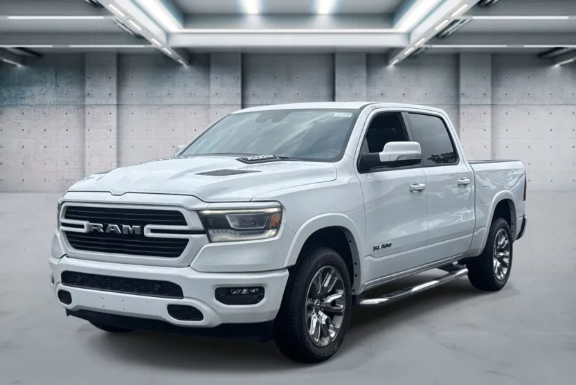 2022 Ram 1500 Laramie photo 1