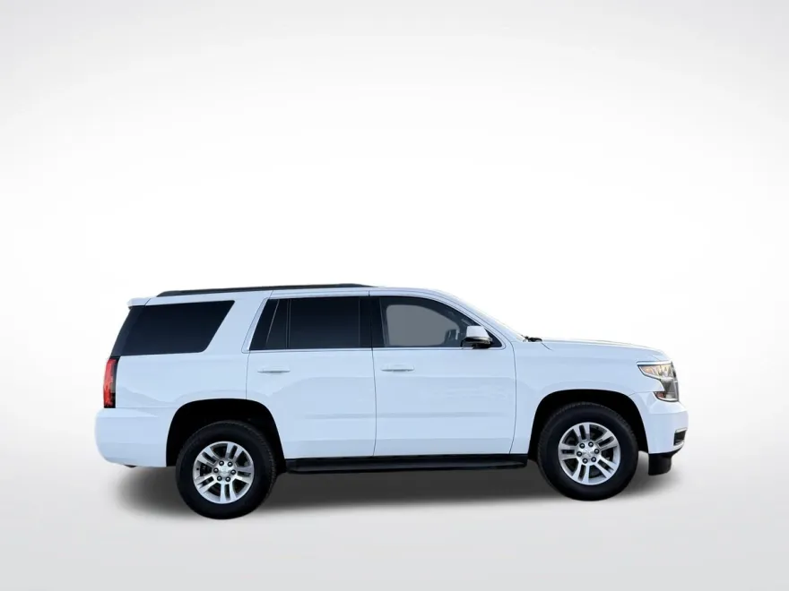 2018 Chevrolet Tahoe LS photo 1