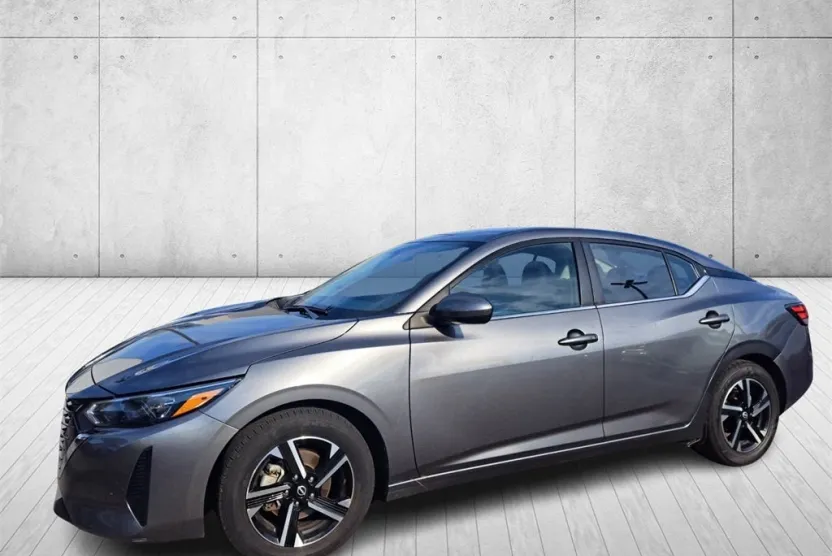 2024 Nissan Sentra SV photo 1