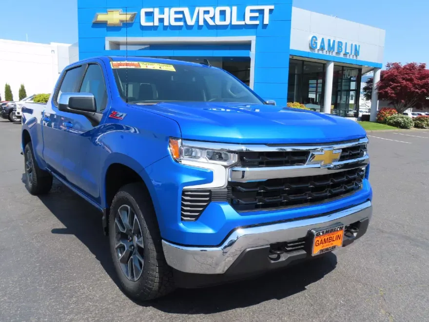 2025 Chevrolet Silverado 1500 LT photo 1