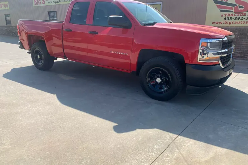 2016 Chevrolet Silverado Work Truck LS Base photo 1