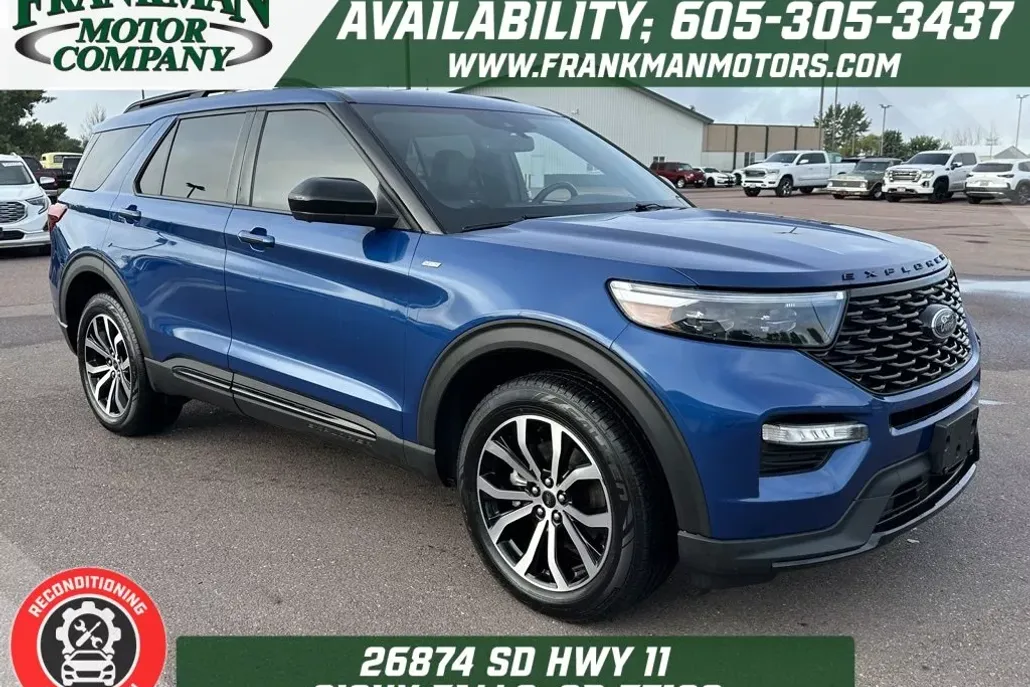 2022 Ford Explorer ST-Line photo 1