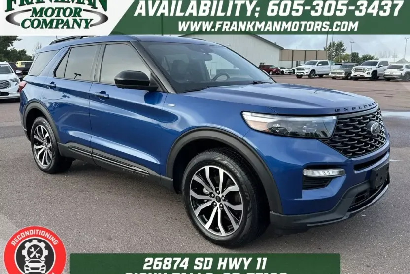 2022 Ford Explorer ST-Line photo 1