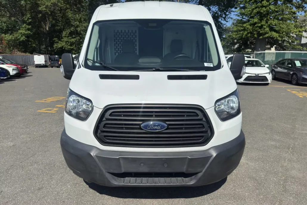 2019 Ford Transit photo 1