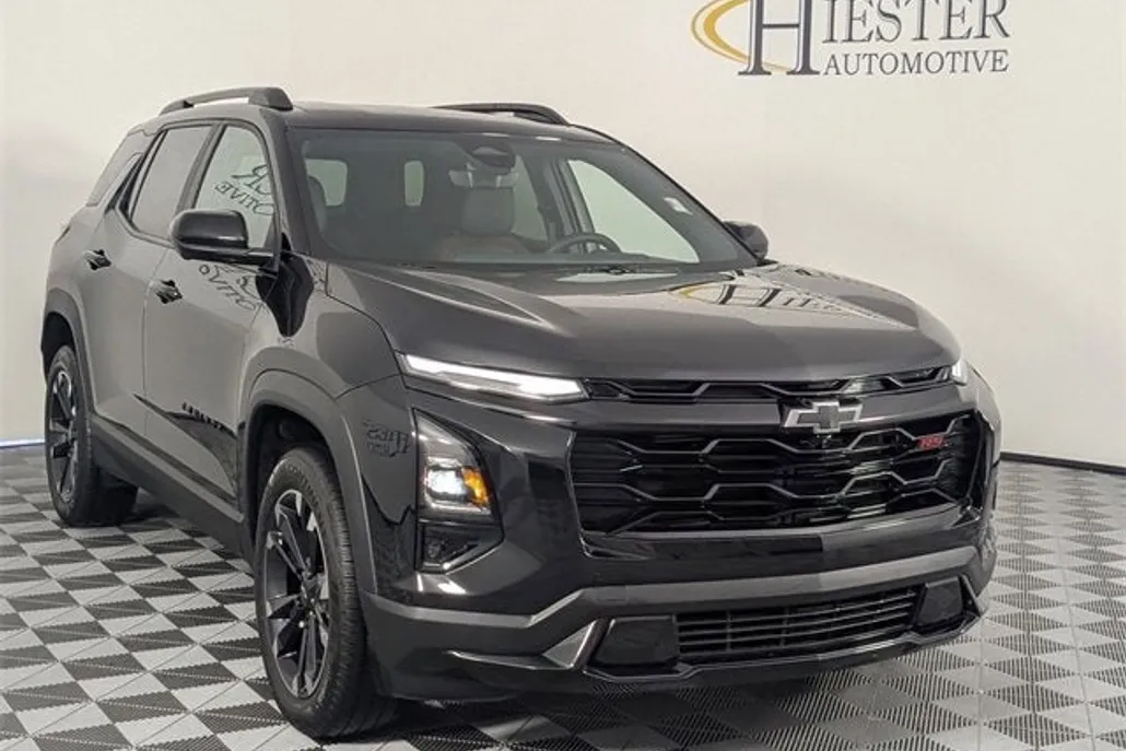 2025 Chevrolet Equinox RS photo 1