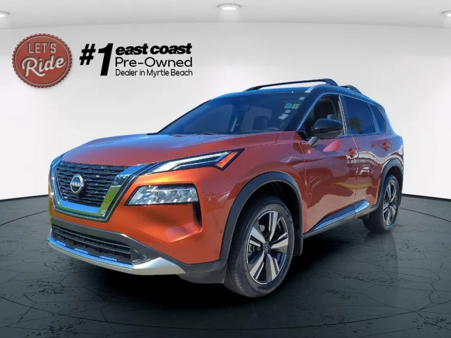 2022 Nissan Rogue Platinum photo 1